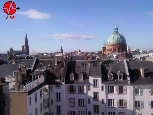 Strasbourg depuis les toitures · archive publiée dans l’album AES « Vu du ciel 2010 ».